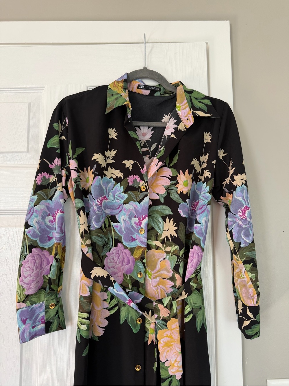 Zara Black Maxi Shirt Dress with Pastel Floral Print - Picture 5 of 12